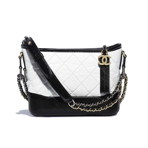 chanel hobo bag small